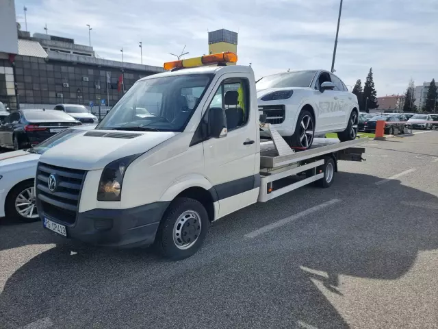 Šlep služba 24h prijevoz svih vrsta vozila Podgorica 1.jpg