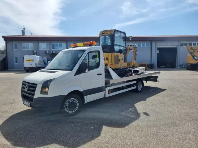 Šlep služba 24h prijevoz svih vrsta vozila Podgorica 3.jpg