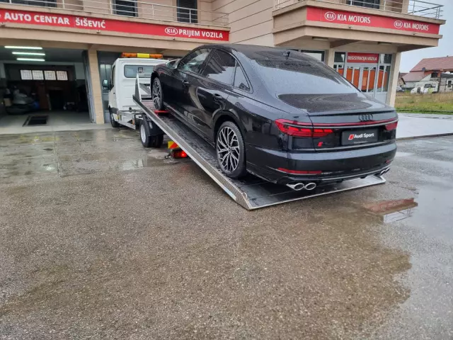 Šlep služba 24h prijevoz svih vrsta vozila Podgorica 5.jpg