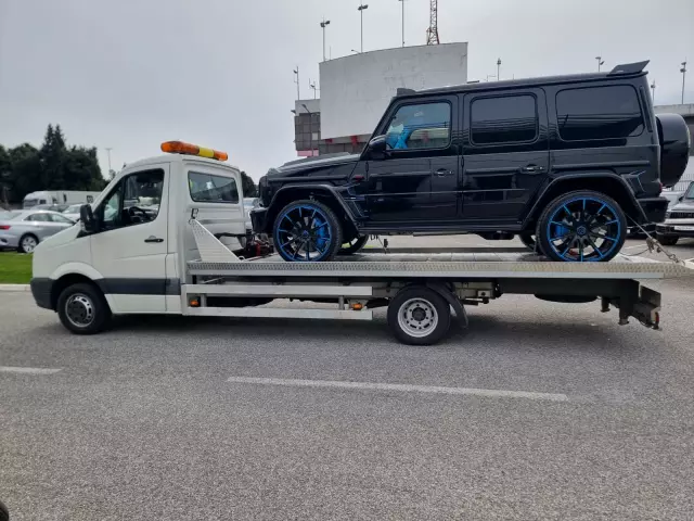 Šlep služba 24h prijevoz svih vrsta vozila Podgorica 6.jpg