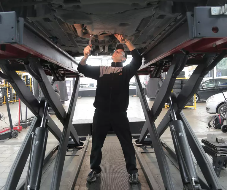Servis mehanike za sve tipove vozila Cetinje Crna Gora