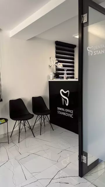 Stomatološka ordinacija Cetinje Podgorica Bar (3).jpg